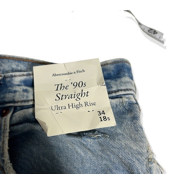 Abercrombie and Fitch Ultra High Rise 90s Straight Jean 18/34 short TikTok - Picture 5 of 16